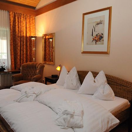 Hotel Glockenspiel บัด กรีสบาค ภายนอก รูปภาพ